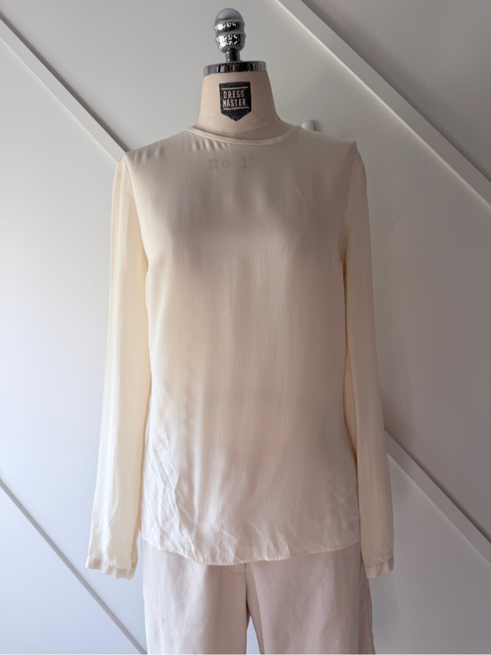Joseph Silk Long Sleeve Top EU 38 (US 6) Cream Ivory Open Back Detail | Luxury